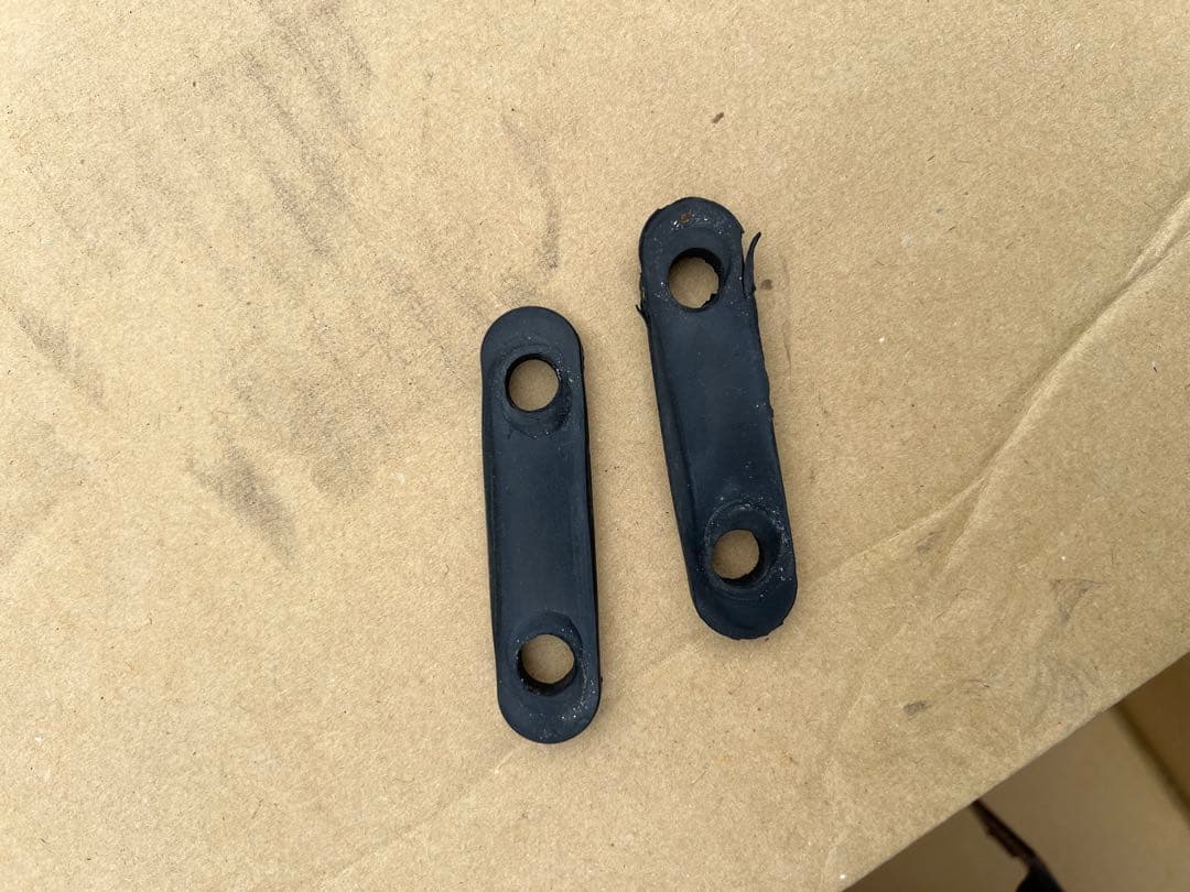 SUZUKI GSX-R1100 GV73A（L？）カウルステー、ライト