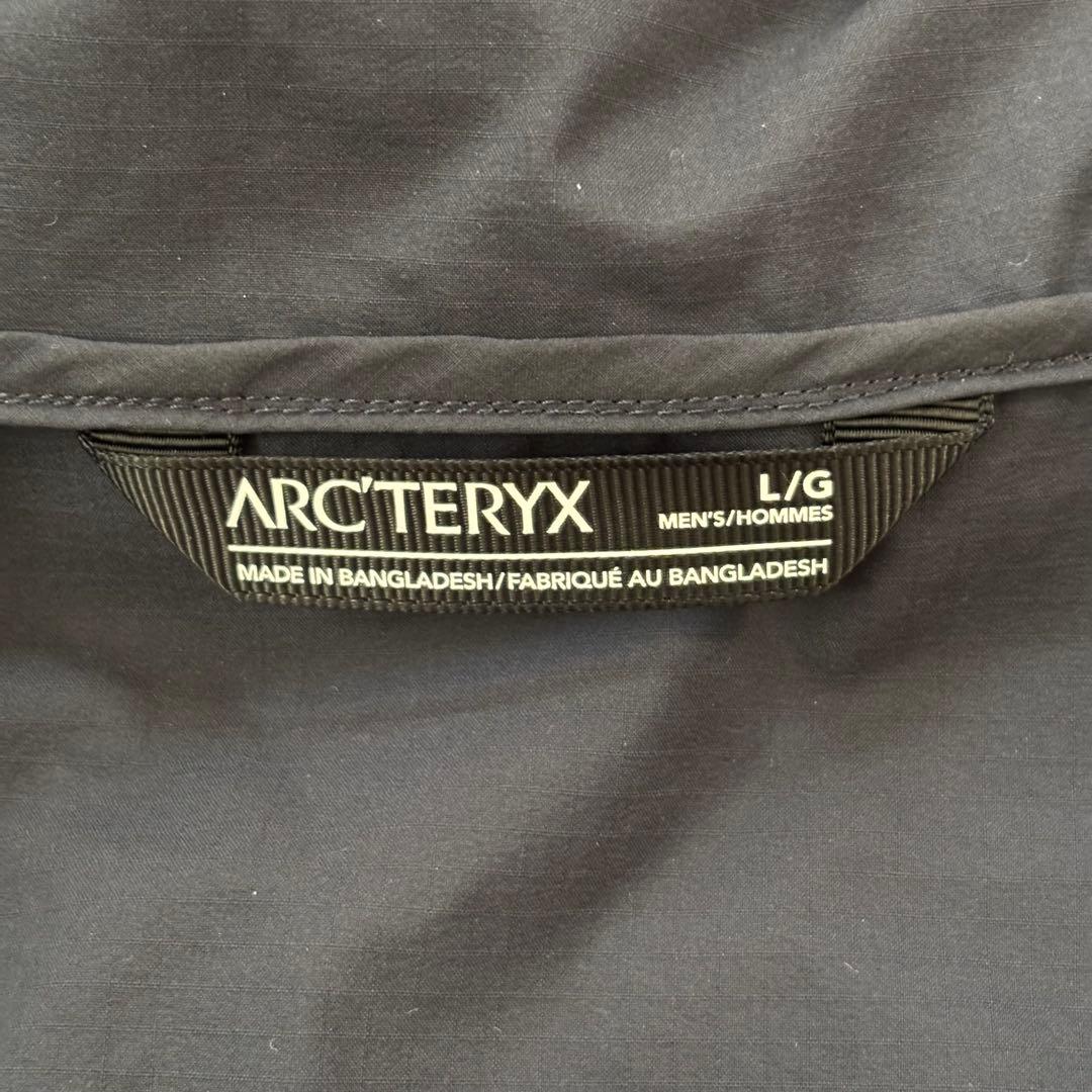 【美品】ARC'TERYX スコーミッシュフーディ L ダークネイビー