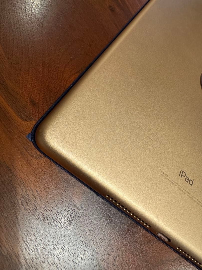 【美品】iPad 第6世代 ゴールド　128GB