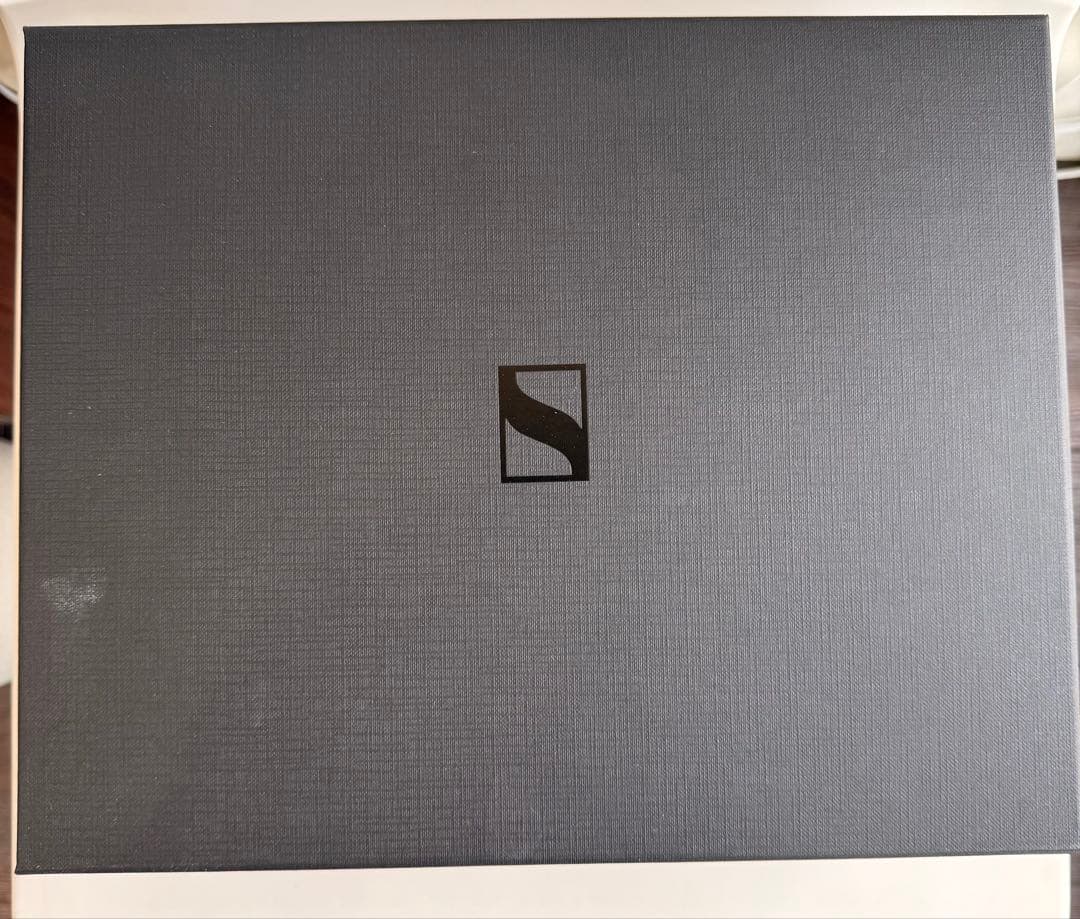 Sennheiser HD 660S ヘッドフォン　新品純正イヤーパッド付