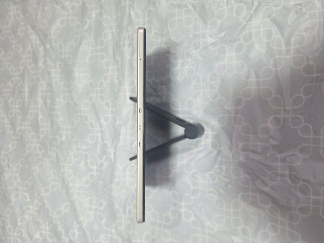 Androidタブレット本体 docomo d-tabcompact d-42a 64GB