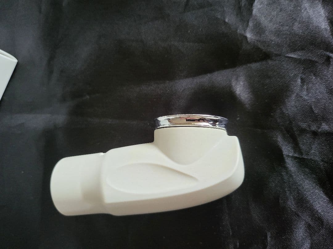 ファイテン　効果　ファイルド効果　節水　シャワーヘッド　オフホワイト