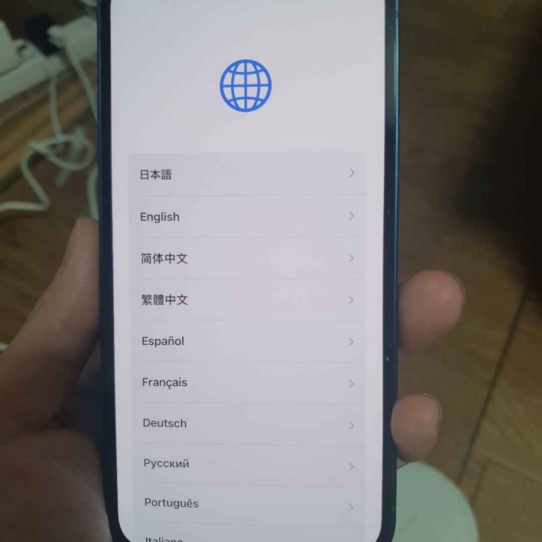 Apple iPhone 12 青 背面ひび割れあり