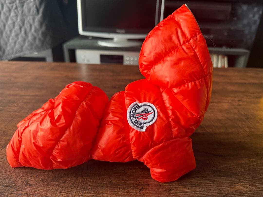 (SALE)注目度up!!【美品】MONCLER オレンジ フード付き