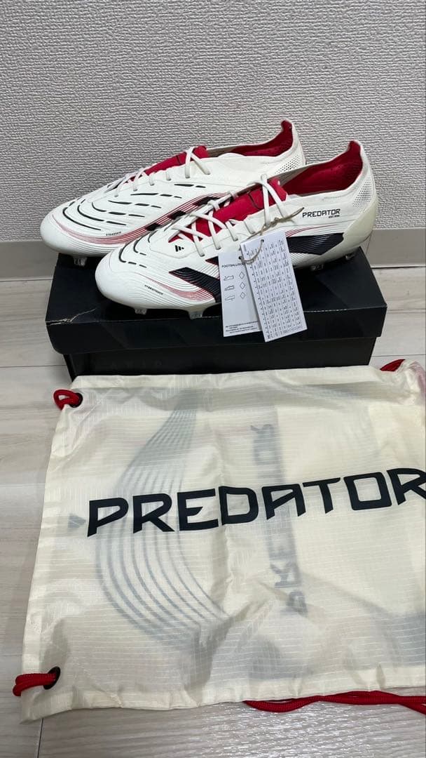 adidas メンズ　サッカーシューズ