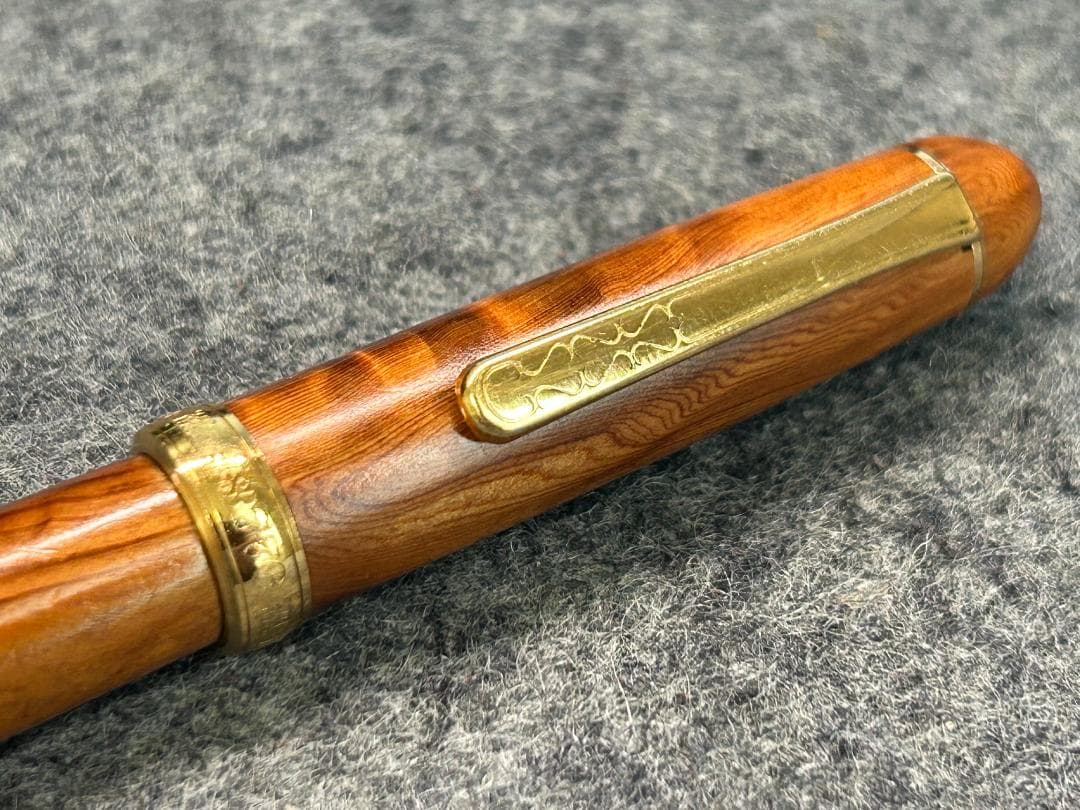 プラチナ　屋久杉　万年筆　#3776　中古