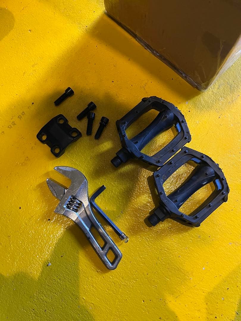 クランカー　BMX. 16インチ