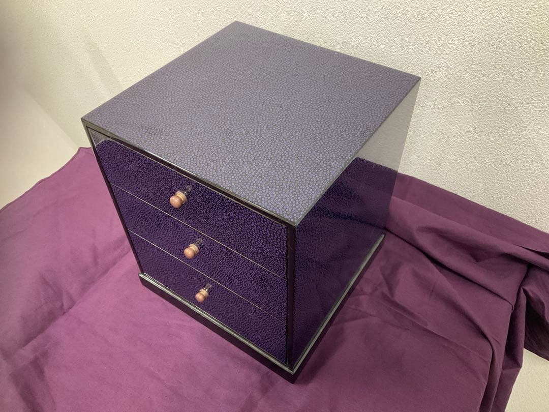 津軽塗　七々子塗　紫色　三つ引き箪笥