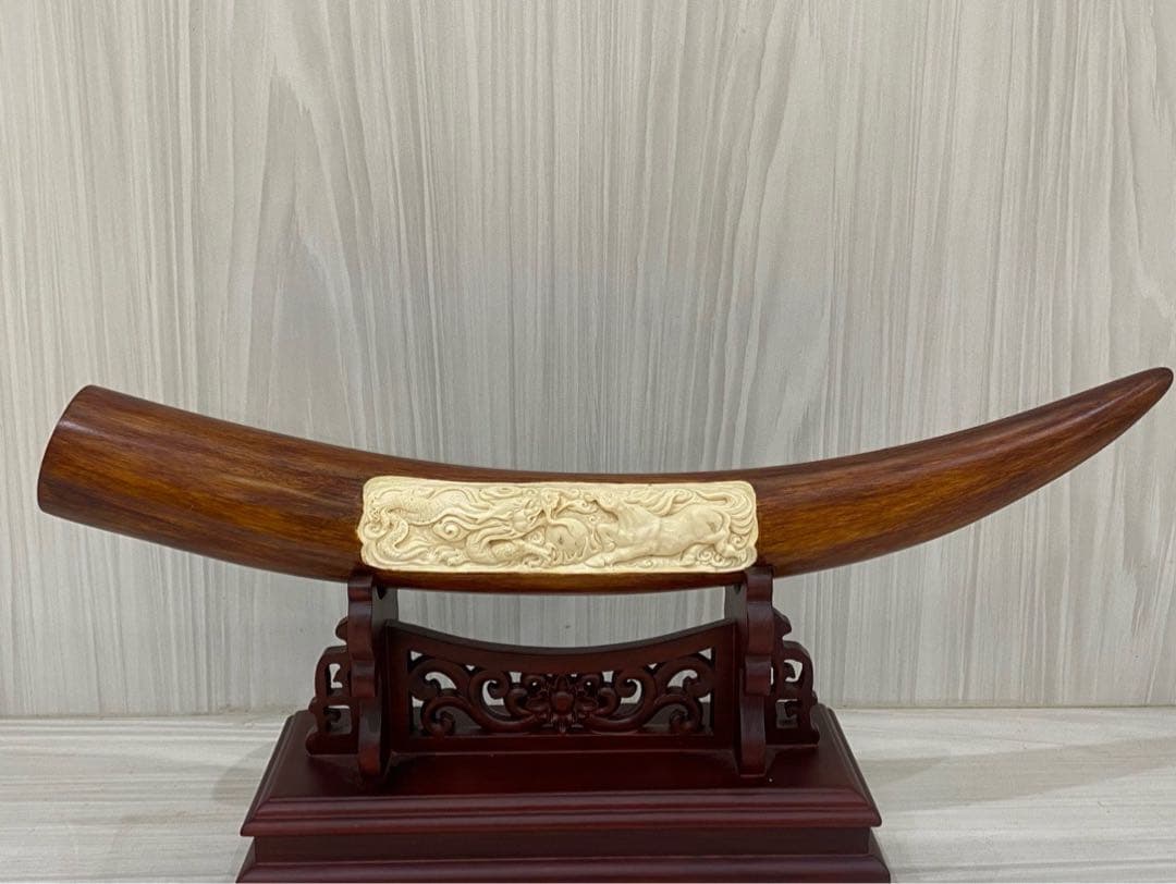 天然マンモス牙美しい手作り彫刻 龍馬精神 置物飾り