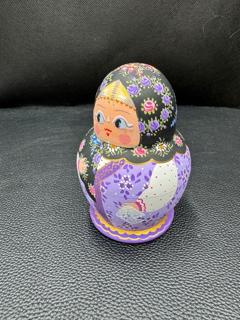 セール❗️ロシア　オリガ　ミッチィナ、マトリョーシカ。やや小さなタイプ。紫ボディ。