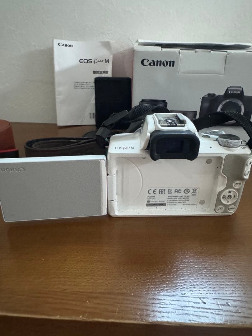 Canon EOS Kiss M ダブルレンズキット➕ EF-M55-200mm