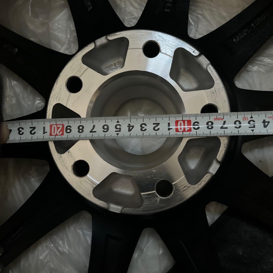 17インチ ガンメタリック 10スポークホイール　ロクサーニ　スポーツ