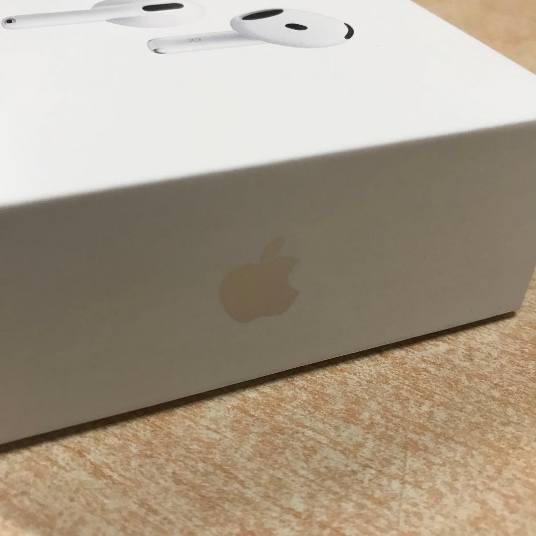 Apple AirPods 4 アクティブノイズキャンセリングワイヤレスイヤホン