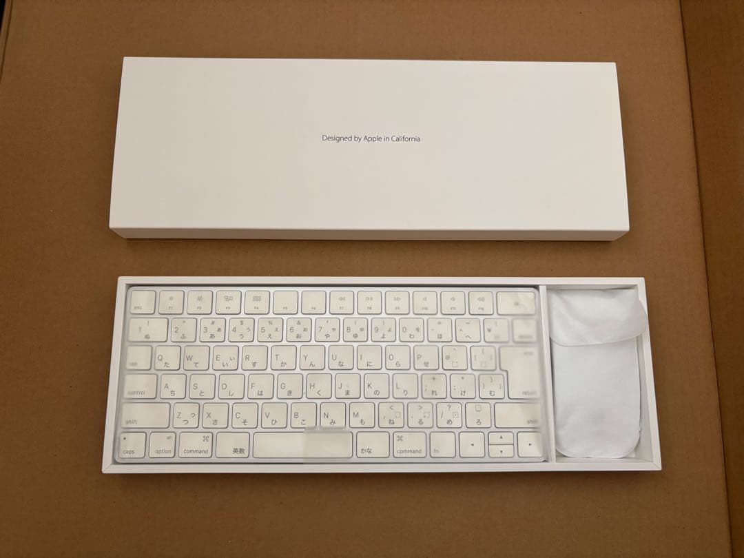 iMac Retina 4K 21.5インチ Late 2015