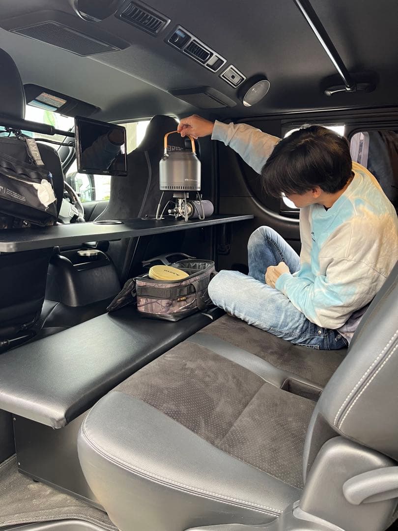 えむひめさん予約　ハイエース　折り畳み　セカンドテーブル　金具のみ