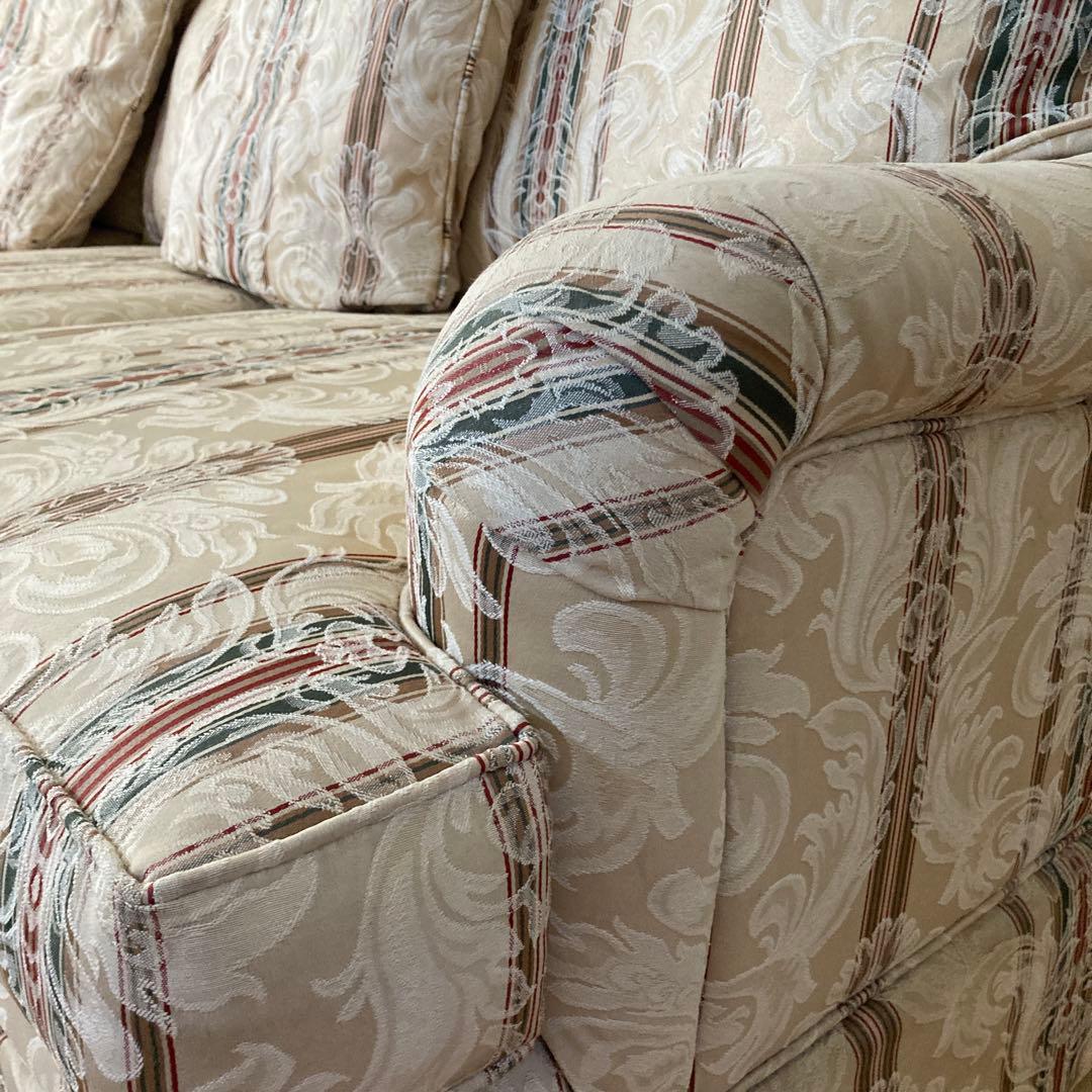 トーマスビル　3人掛けソファ