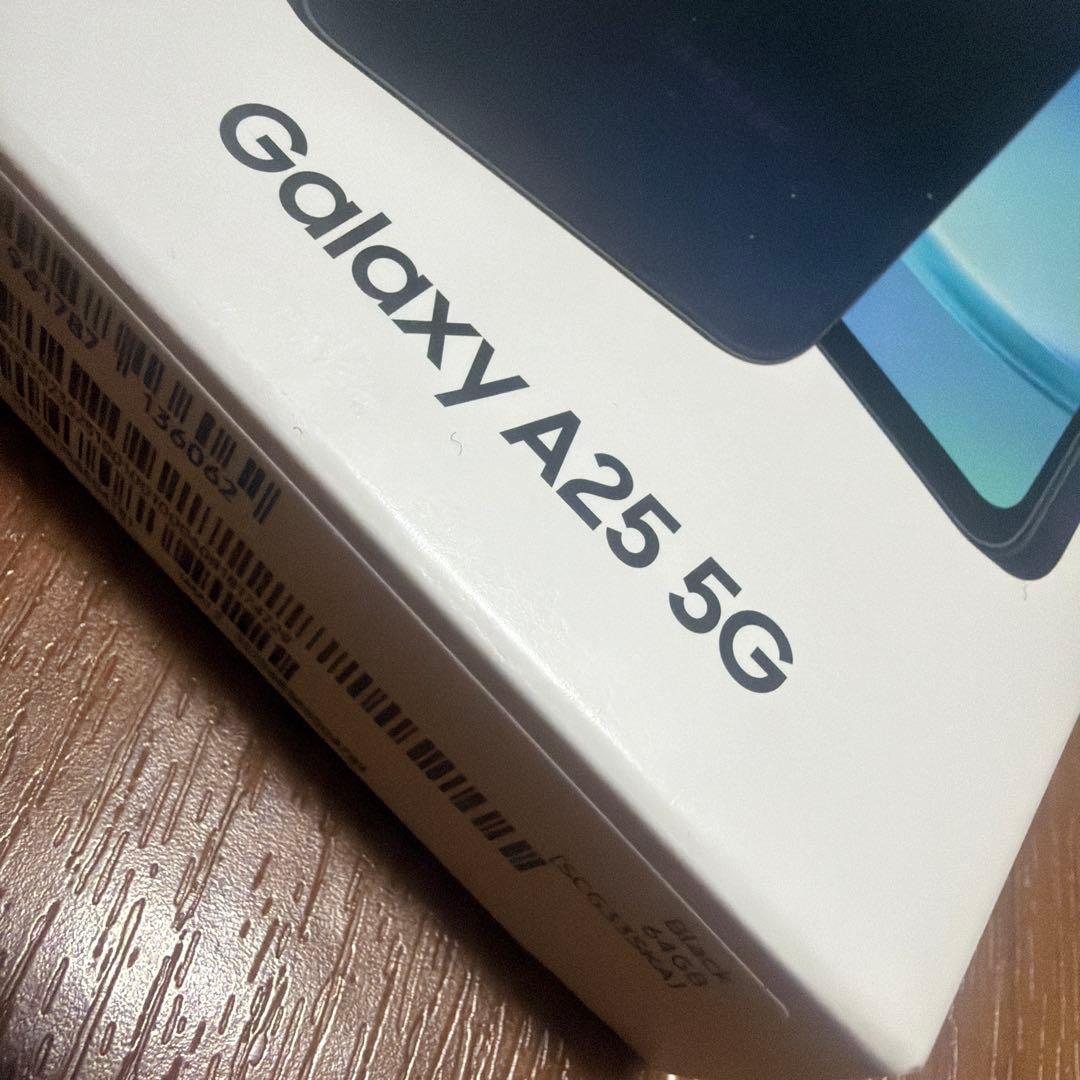 Samsung Galaxy A25 5G ブラック　64GB UQ