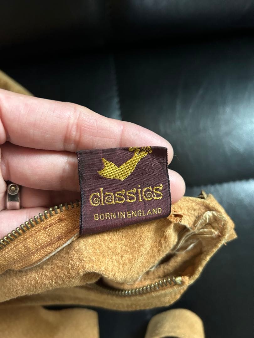 ワールズエンド クラシックス レザーバナナバッグ