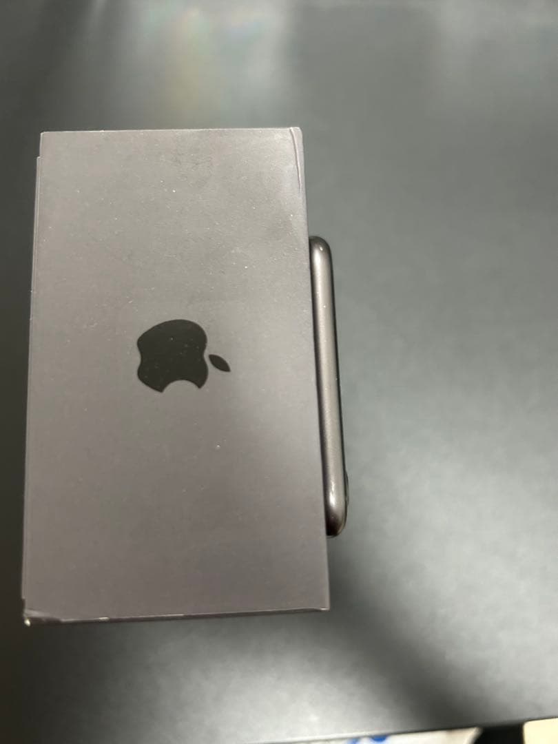 Apple iPhone 8 スペースグレー 本体　256GB