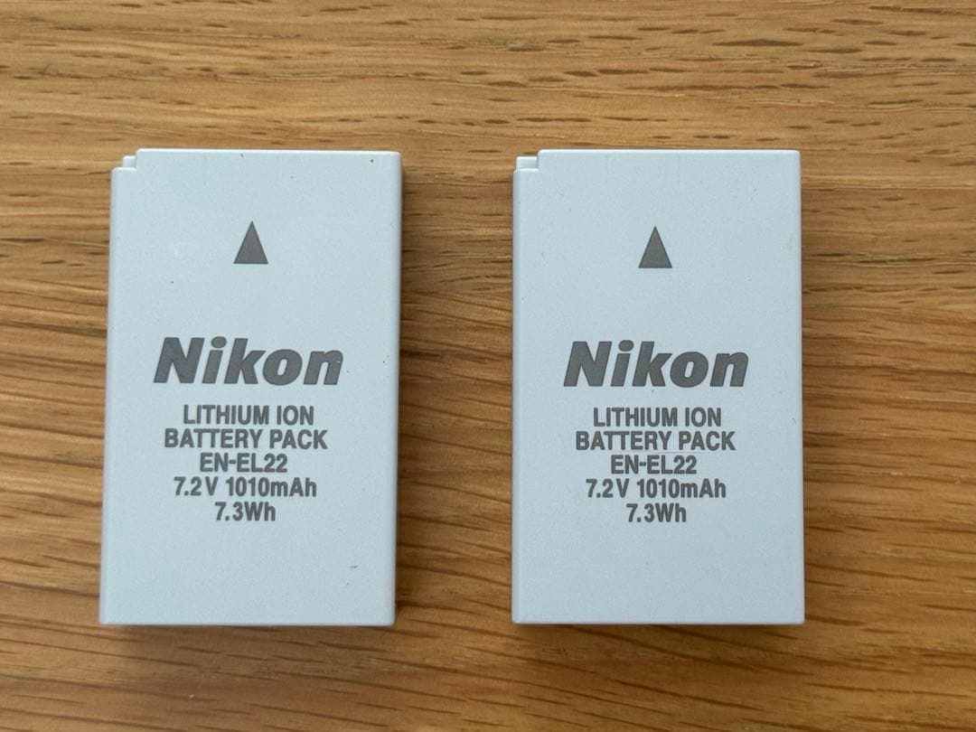 Nikon１J４ニコン　レンズ交換式デジタルカメラ