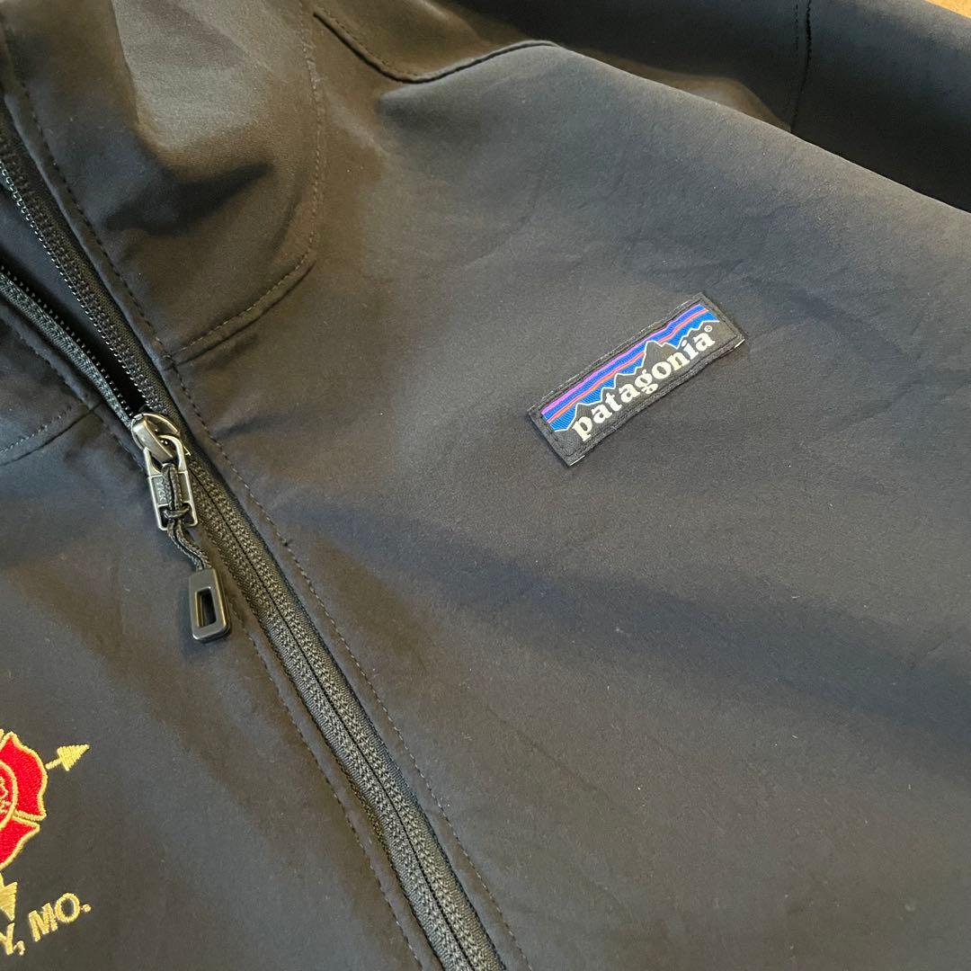 【一点物】patagonia パタゴニア　ソフトシェルジャケット　黒　L