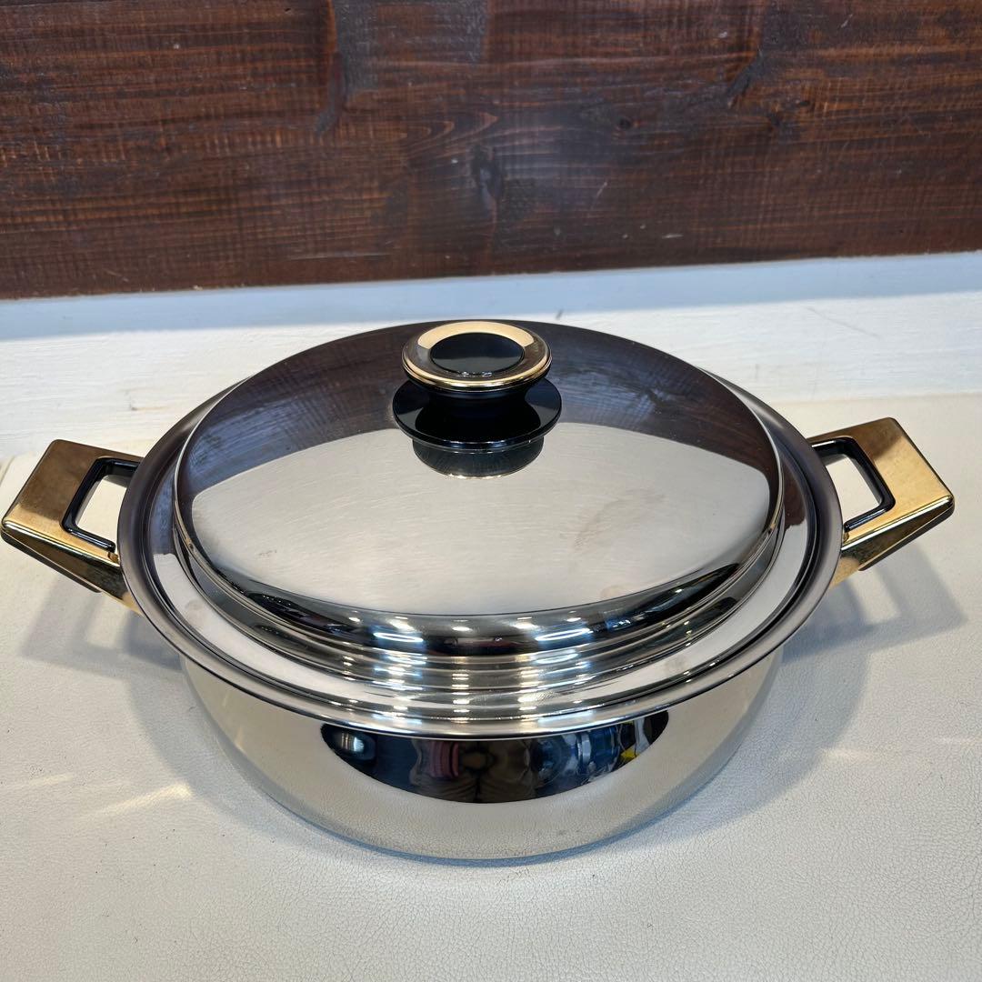 ☆未使用☆ タッパーウエア　レインボークッカー　26cm 両手鍋