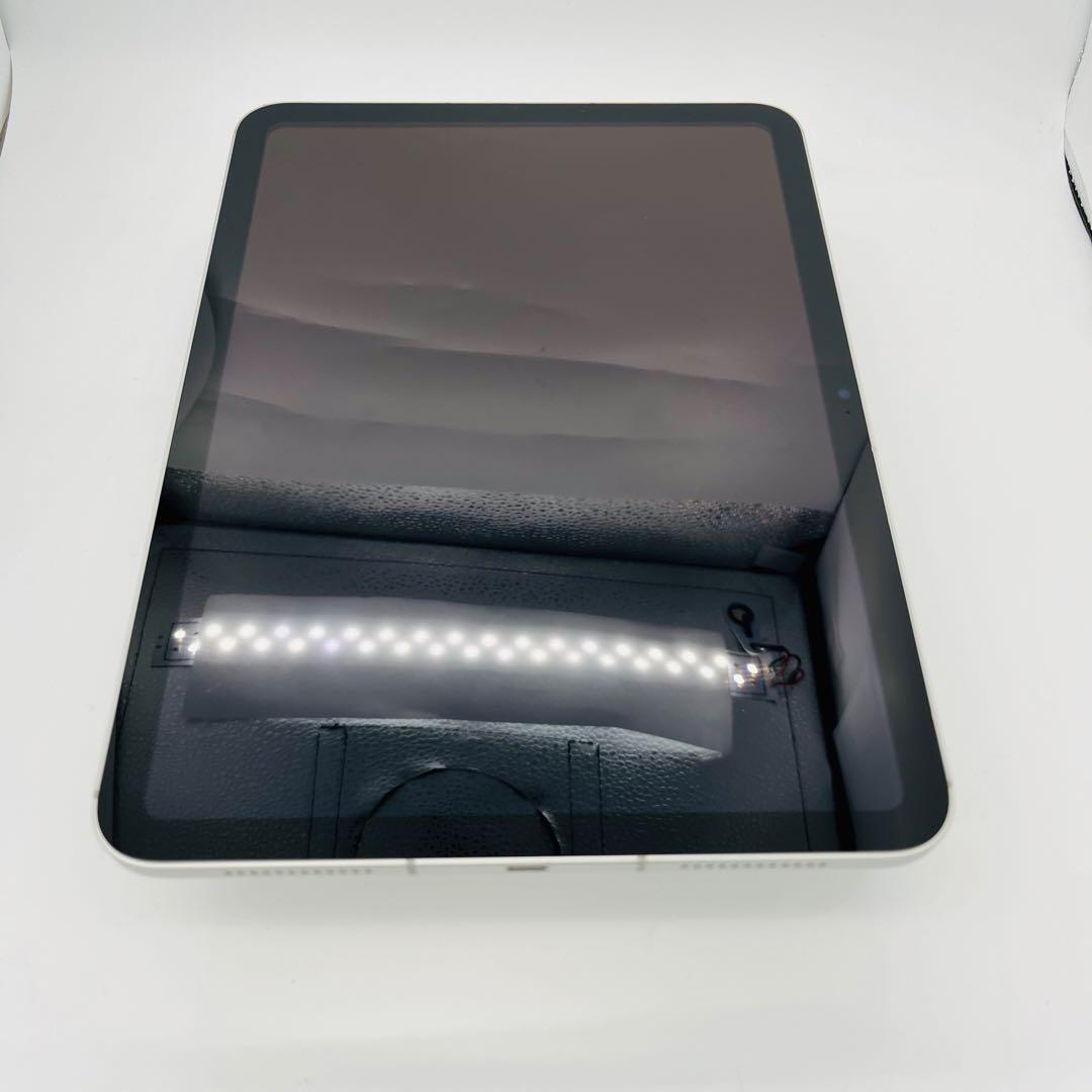 C 取り置き　iPad 第10世代　64 GB SIMフリー　シルバー　本体