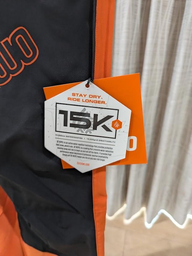 サーティーツー　ビブパンツ【新品未使用】