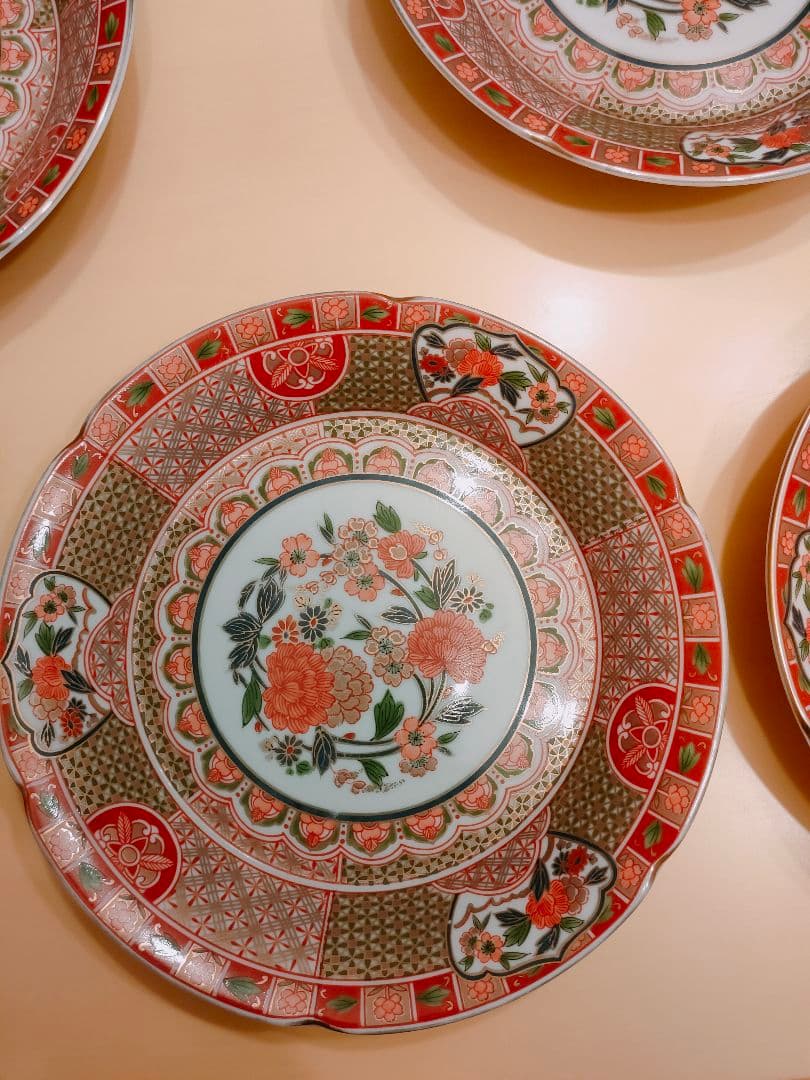 三洋陶器　龍峰窯　古伊万里　有田焼　金彩　琳派／祥瑞花丸紋　中皿５枚セット