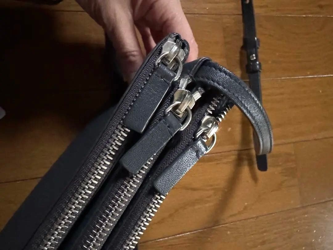 最終価格⭐︎セリーヌ 美品 トリオ スモール 旧ロゴ 濃グレー