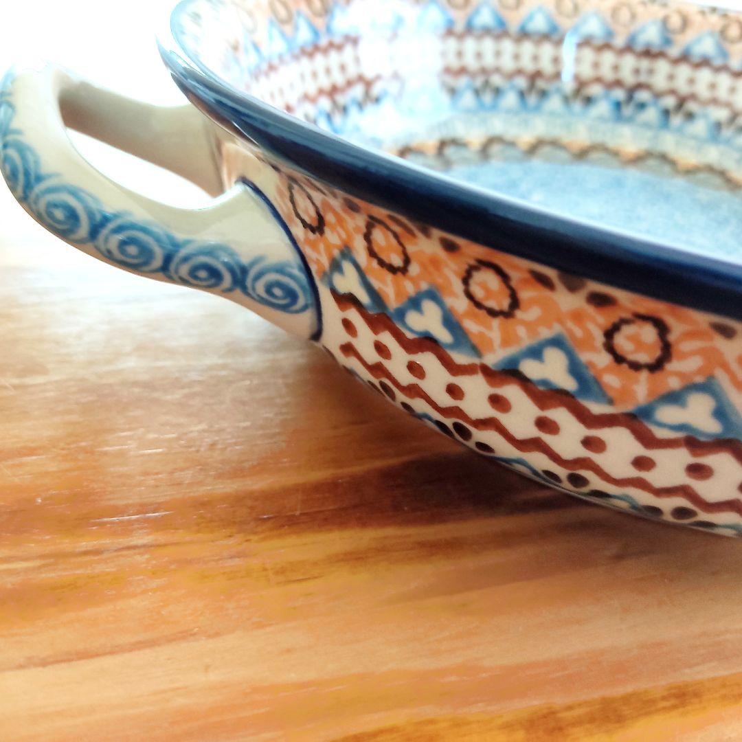 新品　ポーランド食器　取っ手付きボウル　　ポーランド食器　オーブン対応