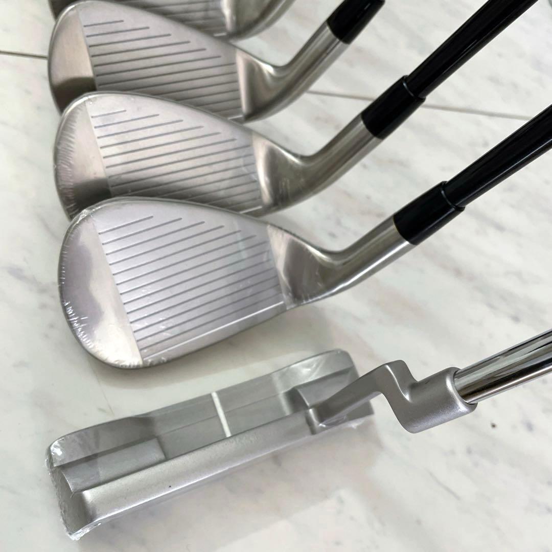 ほぼ新品未使用品　ビニール付　数量限定カラー　ツアーステージ　ゴルフクラブセット