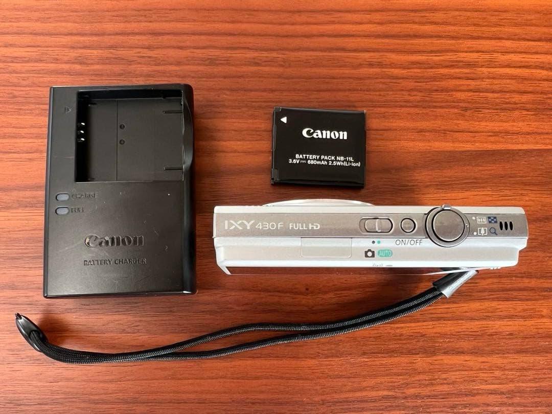 Canon IXY430F コンパクトデジタルカメラ　シルバー