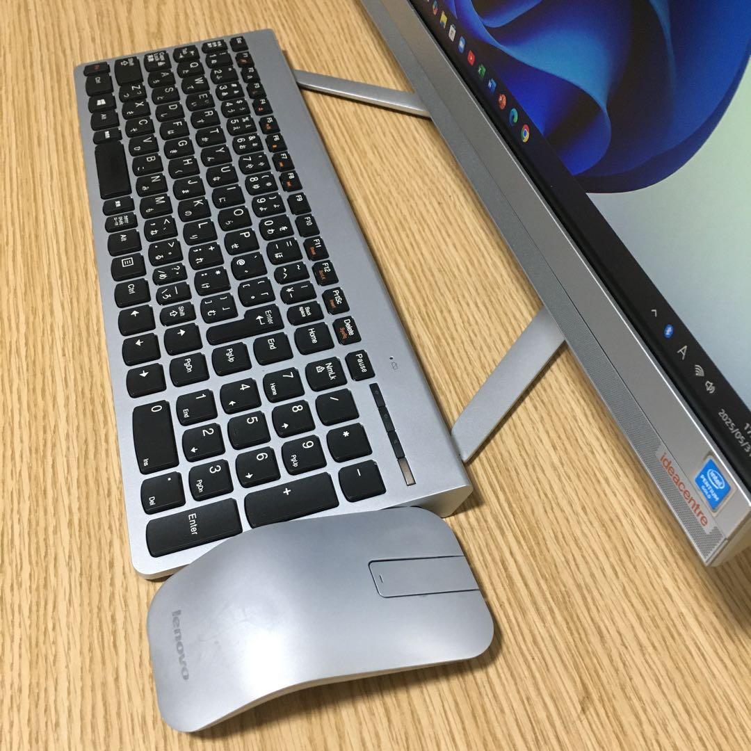 Lenovo Win11 23インチモニター 一体型 デスクトップ 快適SSD