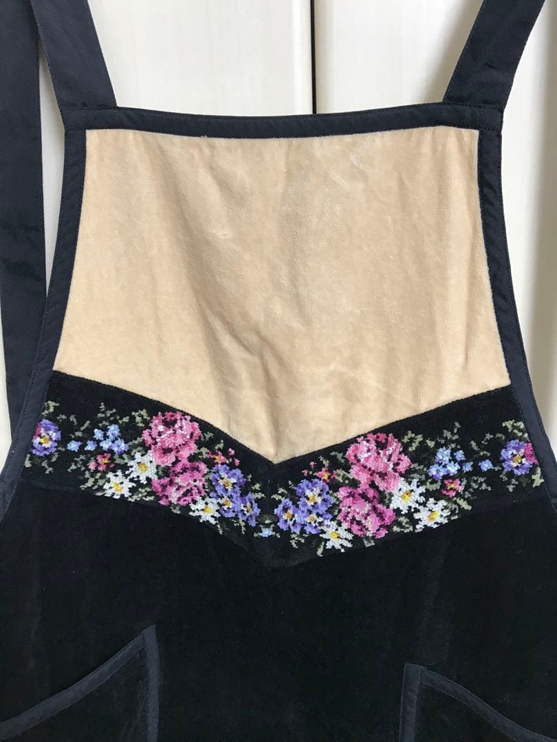 【未使用】ホットマン Hotman エプロン ブラック&ベージュ 花柄
