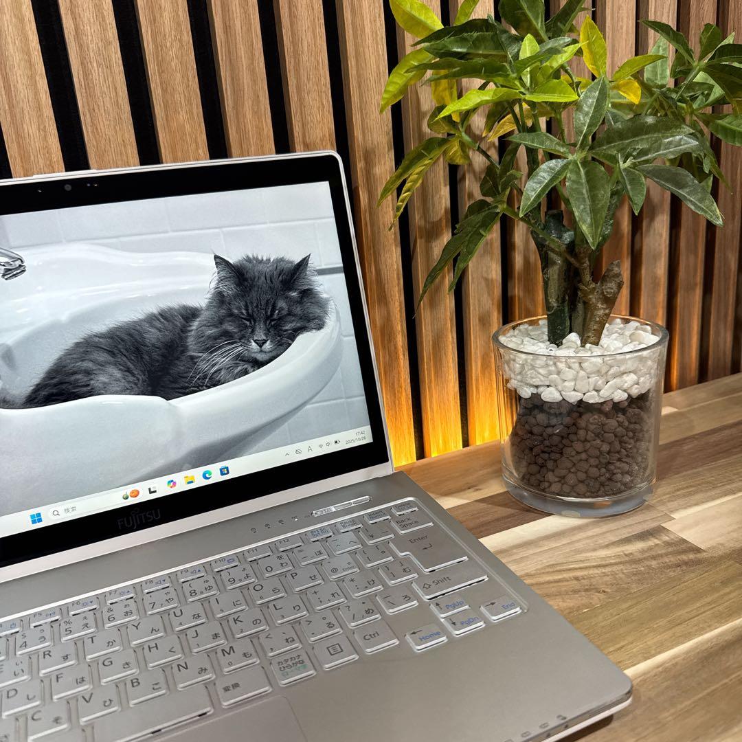 タッチパネル‼️LIFEBOOK☘️i7☘メモリ20GB☘️512GB☘ノートパソコン