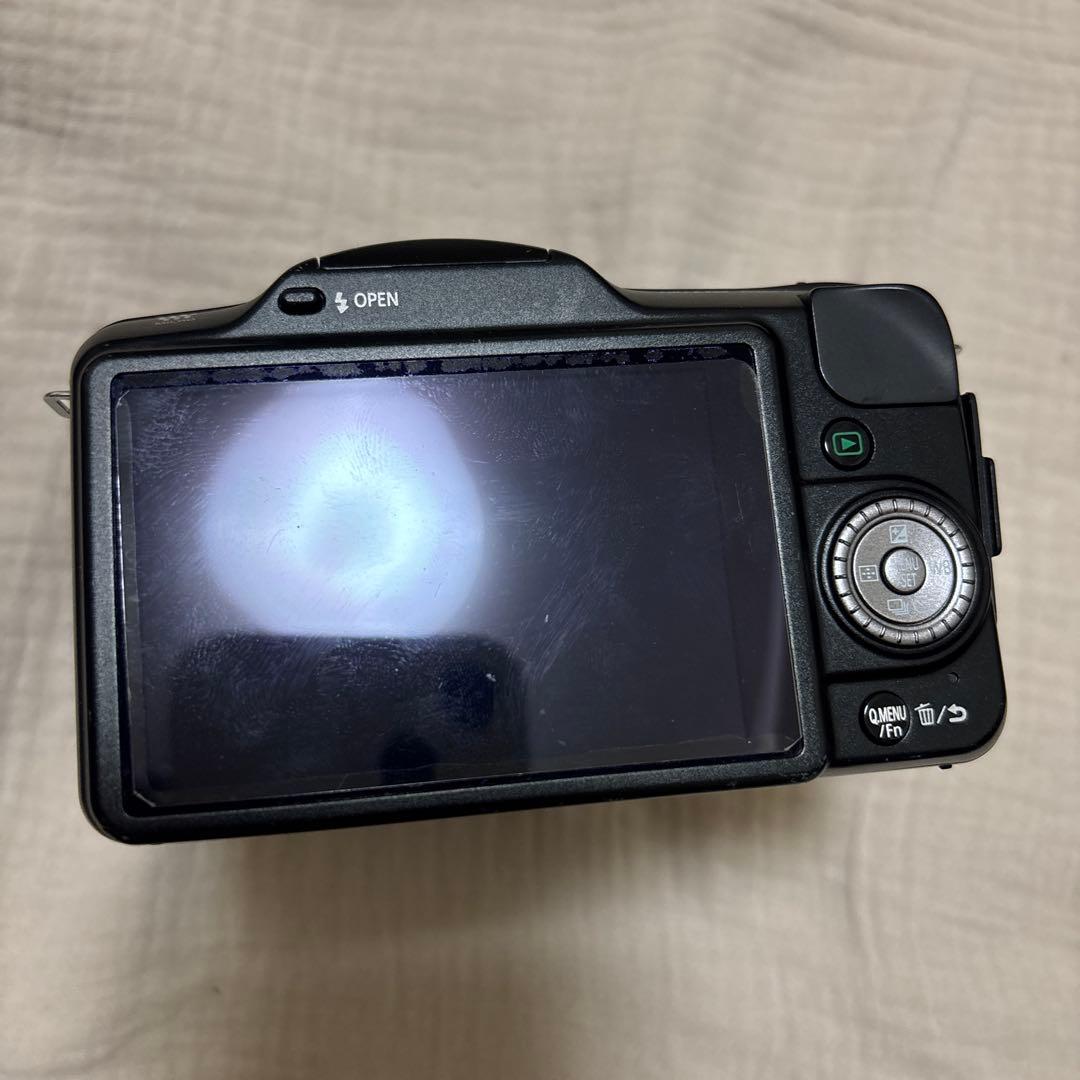 Panasonic DMC-GF3 ミラーレス一眼 14-42mm