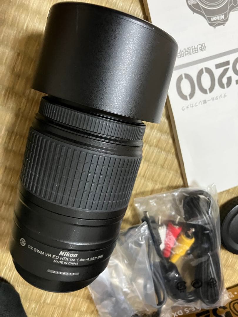 Nikon一眼レフカメラセット（望遠レンズ付き）