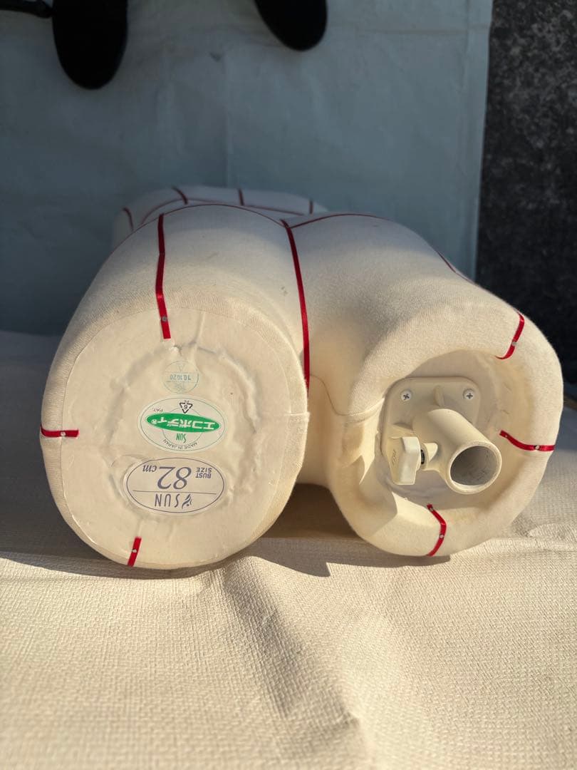 ボディーライン入り　トルソー　ボディマネキン　洋装ソーイング