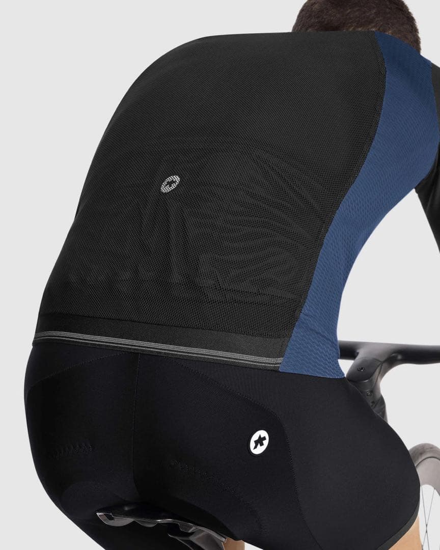 ASSOS ジレ