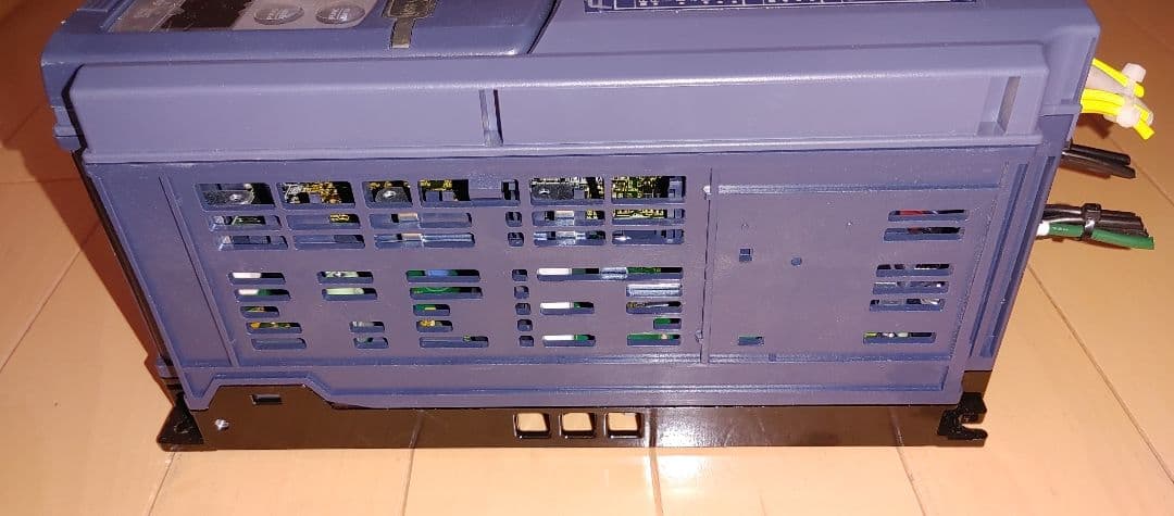 ② 0.4　富士電機インバータ　FRN0.4G1S-4J
