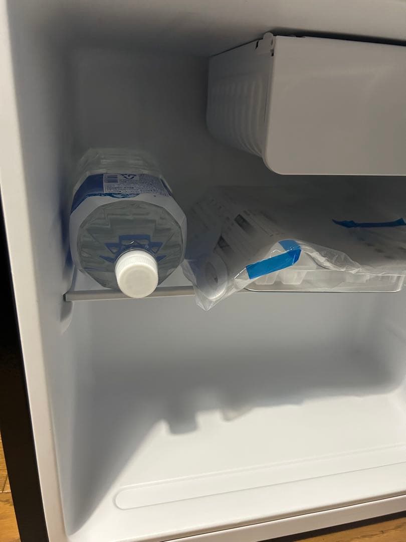 【いいやつ】アイリスオーヤマ　ミニ冷蔵庫 ブラックPRC-B 051D-B