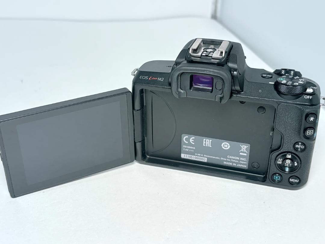 極上品 キヤノン EOS Kiss M2 ボディ ブラック