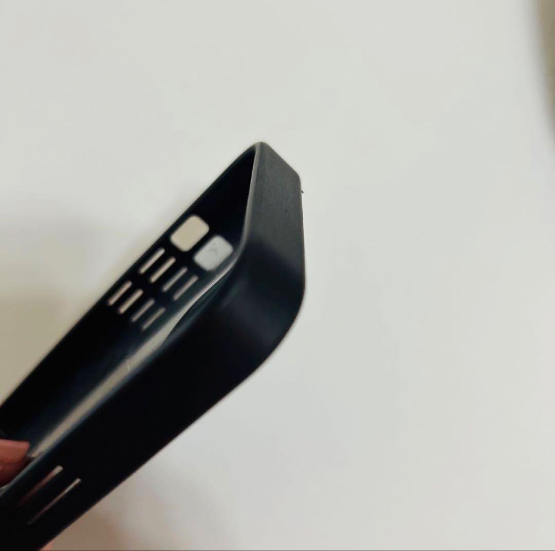 A.P.C. x Topologie iPhone13/14ケース