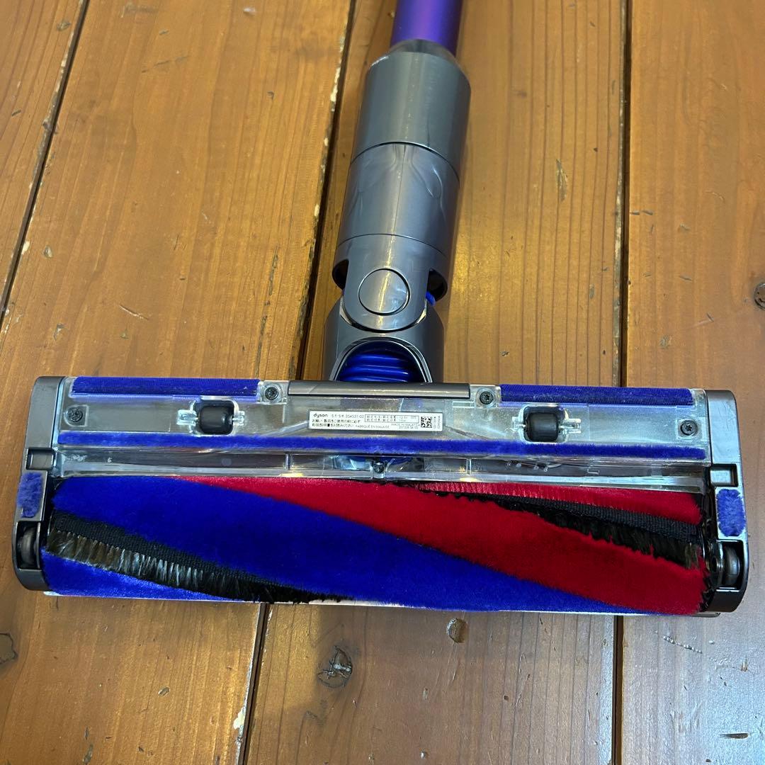 dyson digital slim fluffy ☆スタンド付☆バッテリー良好