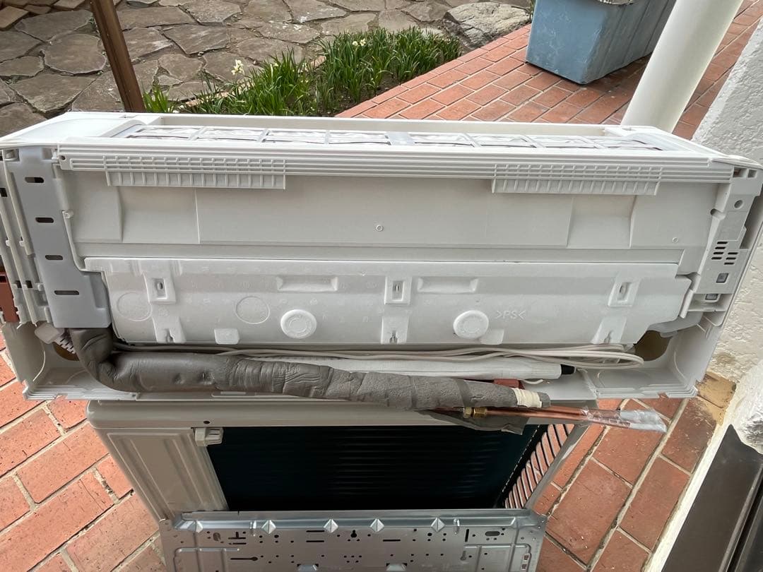 パナソニックCS-225DEXE5 2025年日本製自動掃除エアコン　実質未使用