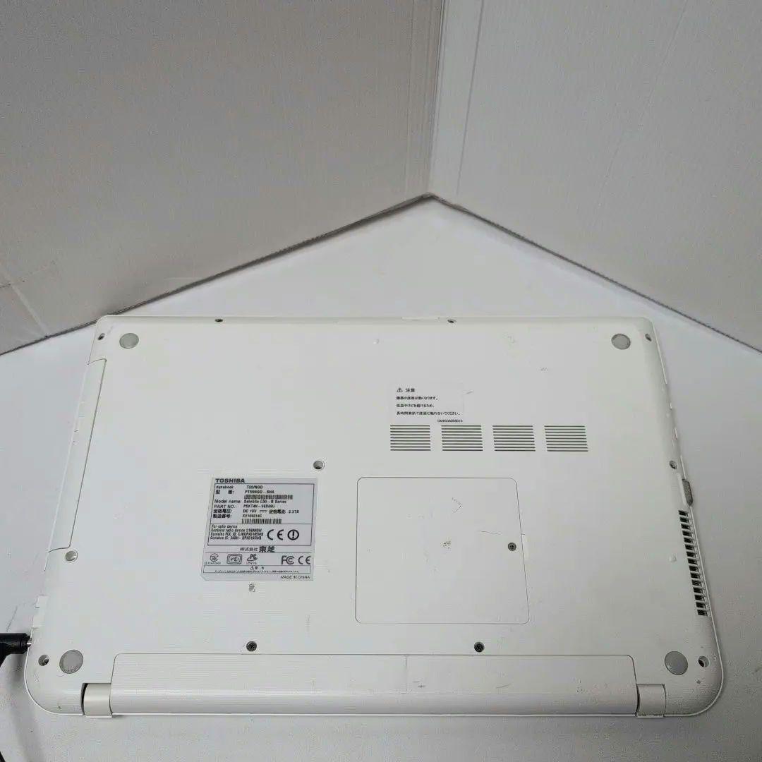 けん　SSD512GBカメラ付き本体金色でキーボードが白色のレアカラー