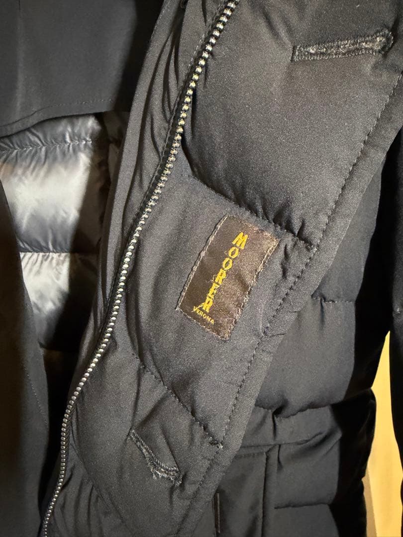 ★極美品‼️MOORER FLORIO-KN 48ブラック ダウンジャケット