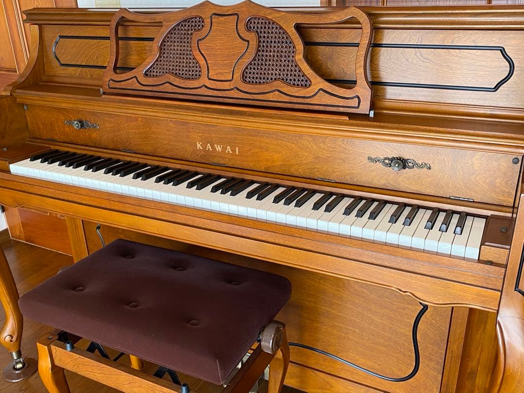 KAWAI アップライト ピアノ C-880FRGバーチ塗装仕上げ