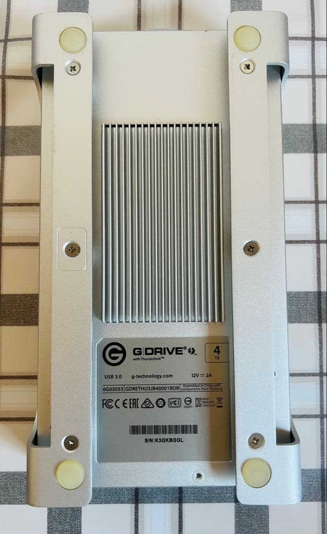 クサカリ だけ4TB ハードドライブ/ThunderboltおよびUSB3.0